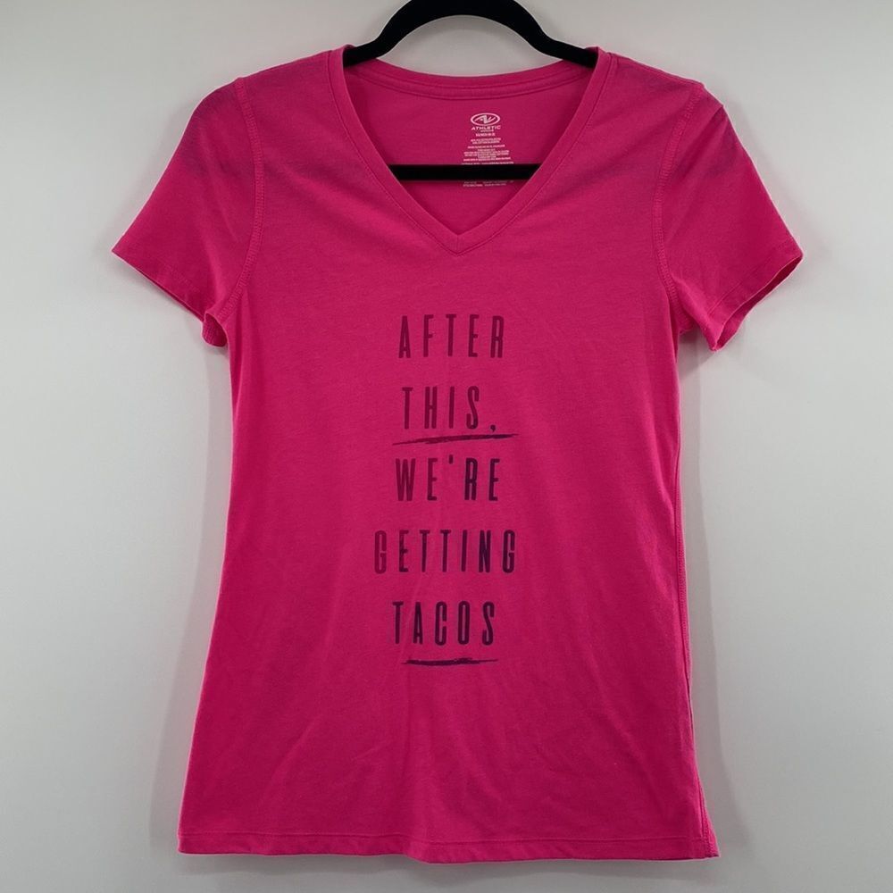 3For$20 Athletic Pink V neck Top size: XS